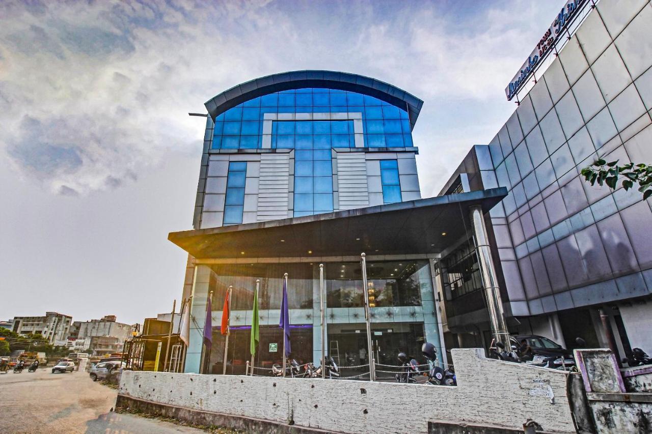 Oyo Townhouse 707 Grand Krishna Hotel Hyderabad Exterior photo